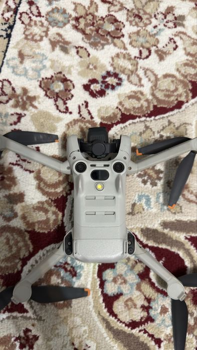 Дрон DJI Mini 4 Pro Fly More Combo Plus (DJI RC 2) белый