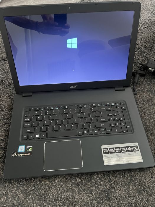 Laptop acer aspire e 17