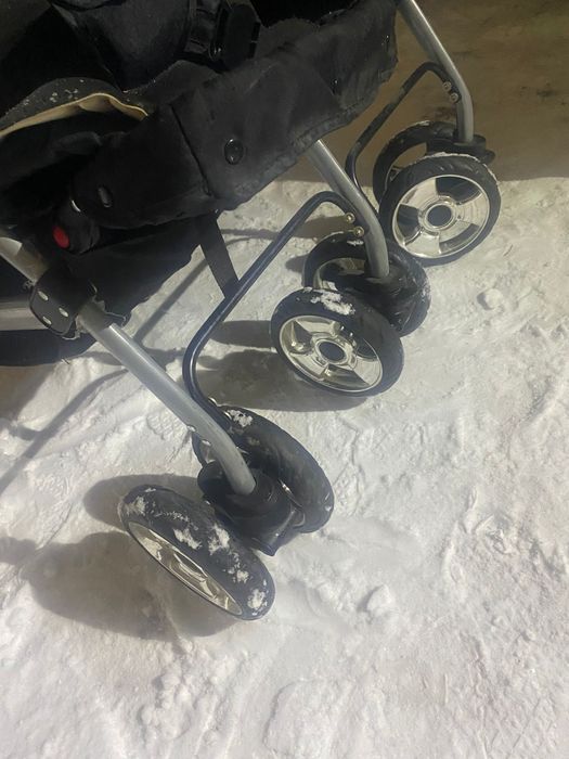 Продам коляску для двойни