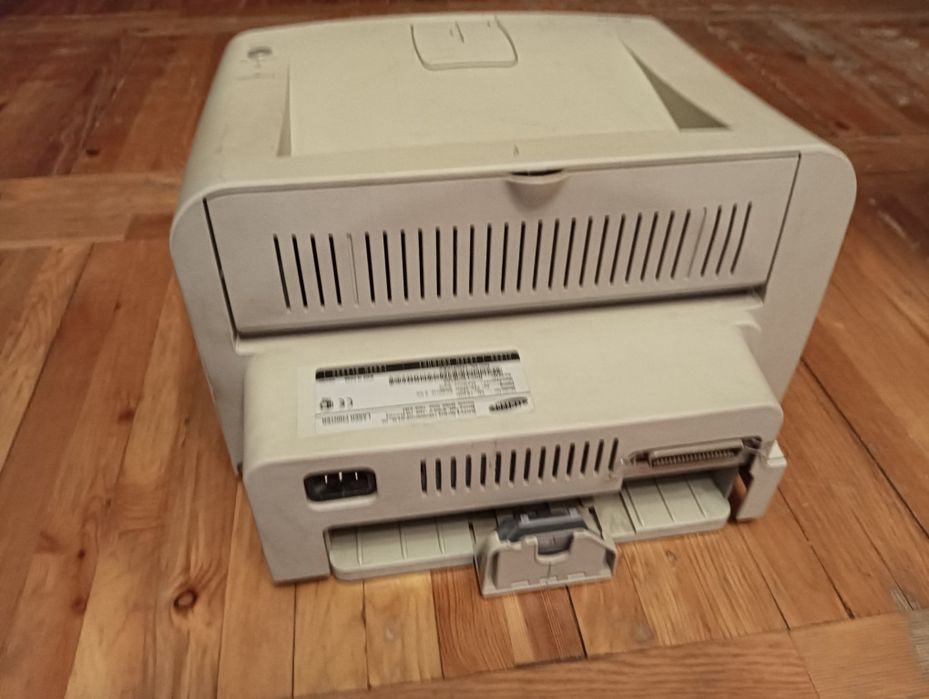 Продам на запчасти или под восстановление .