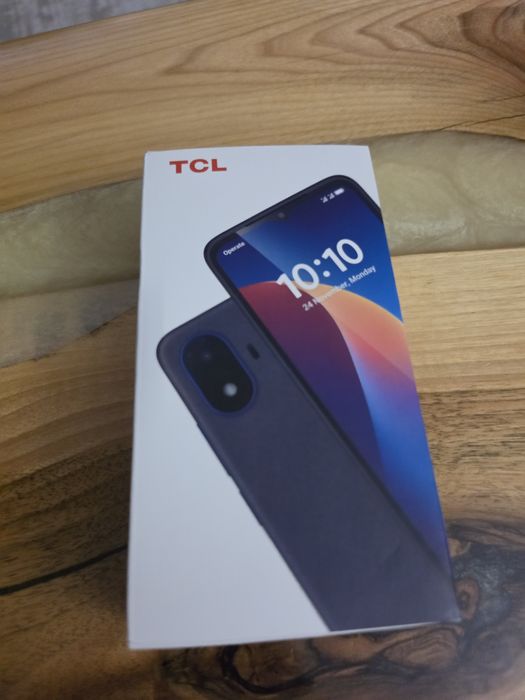 Telefon tcl k70 se sigilat nou