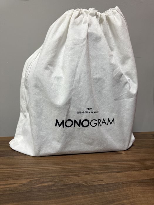 Чанта Elisabetta Franchi MONOGRAM