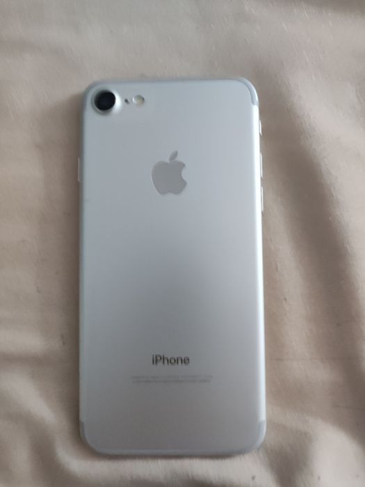 Айфон 7 в хорошем состоянии
