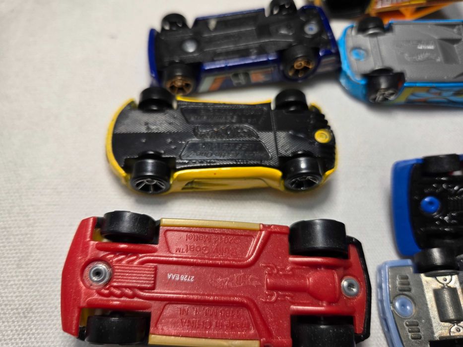 Лот колички Hot Wheels 7бр за 30лв.