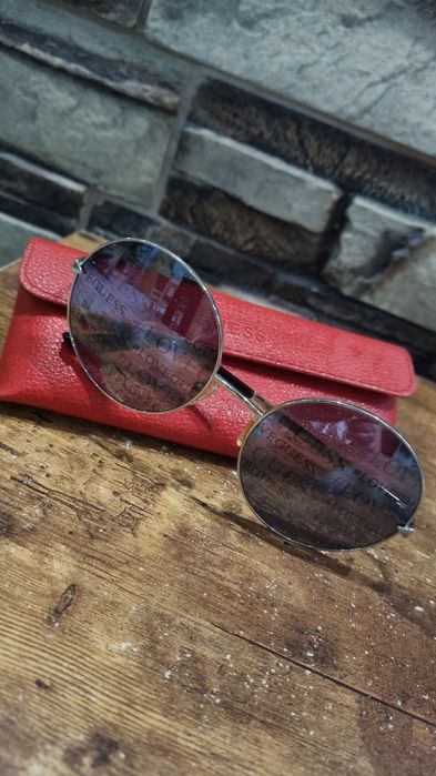 Дамски слънчеви очила Guess