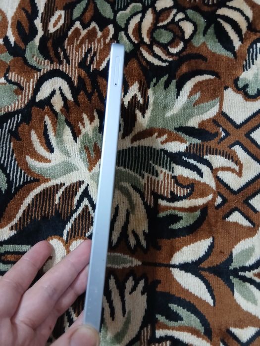 Samsung a06 продам