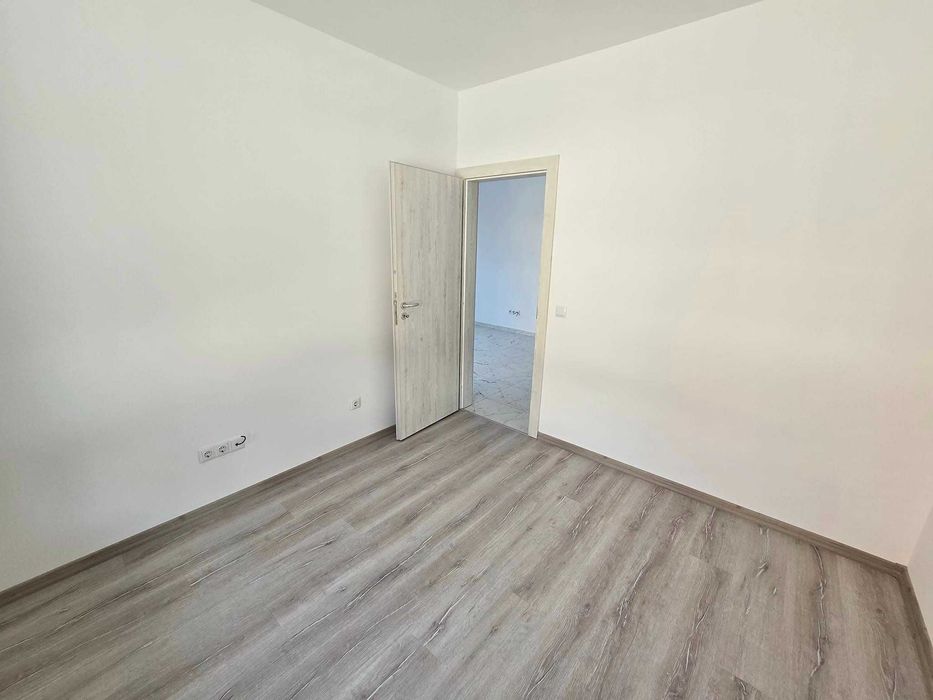 Продава се Двустаен апартамент в к.к. Слънчев бряг - 36 кв.м за 1393 €/кв.м - Снимка #4