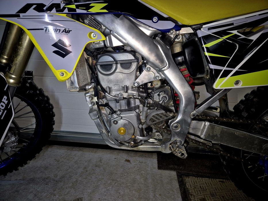 Suzuki Rmz 450cc injectie stare perfecta