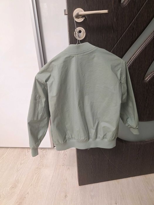 Geaca Zara marimea 122cm.