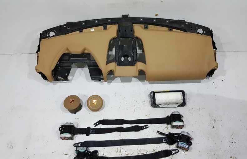 Porsche Cayenne 7p plansa bord maro - kit airbag - centuri siguranta