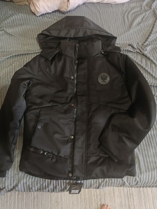 Продается подростковая куртка