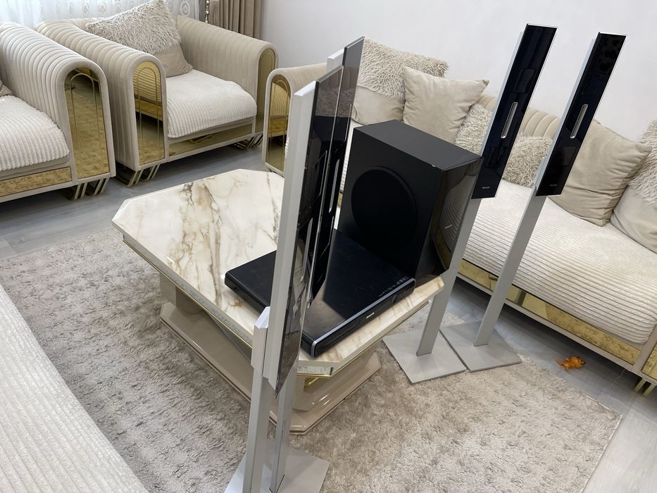 Домашно кино PHILIPS керамични колони