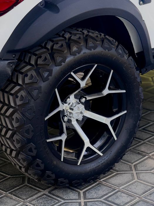 ЭЛЕКТРОГОЛЬФКАР 8 КИШИ лик

1️⃣ Электромотор: - 6000Wаtt

2️⃣ Aкомулят