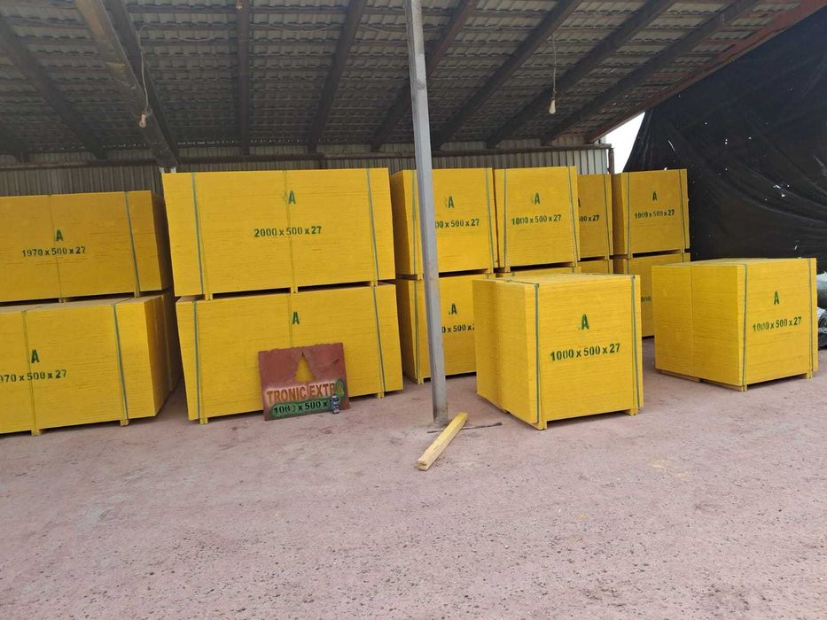 Vând panouri de cofraj tip doka