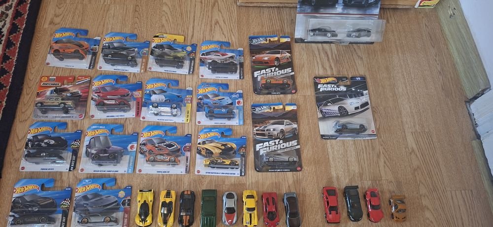 Vând mașinuțe hotwheels