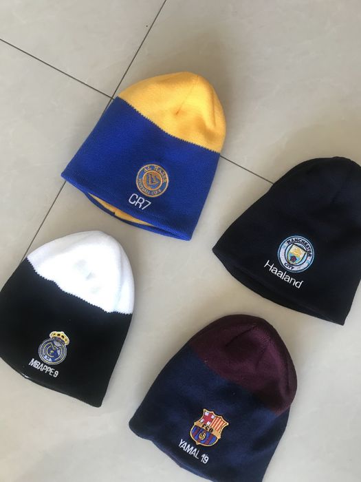 Футболни Зимни шапки колекция 2025