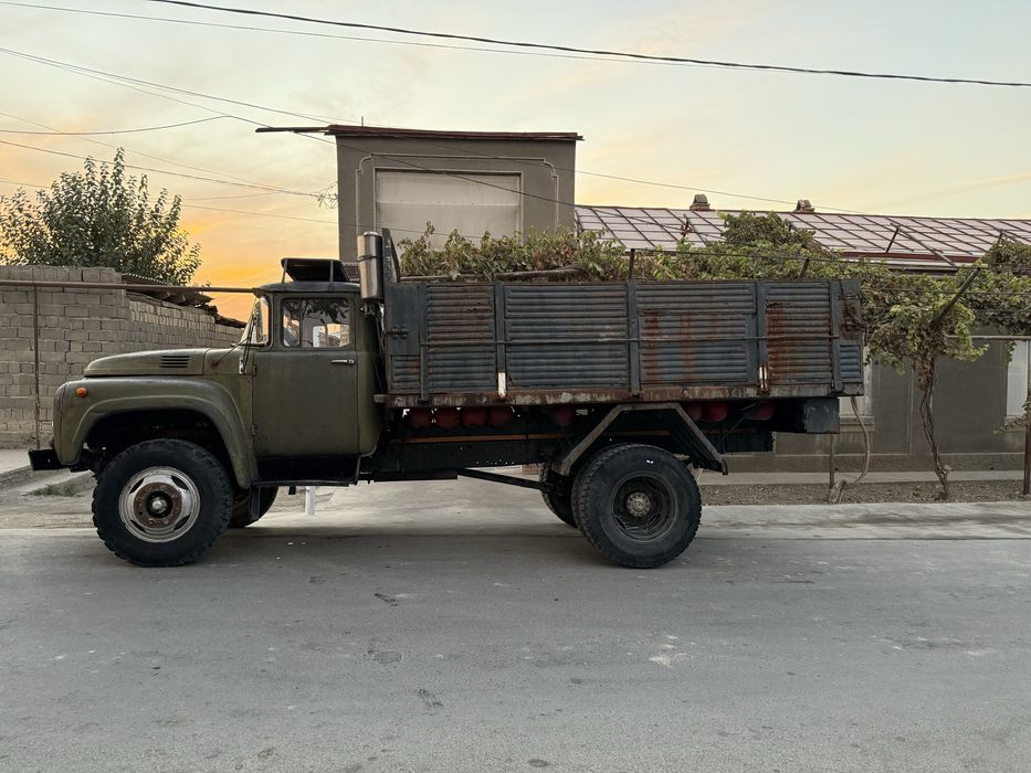 Зил 130 сотилади срочно