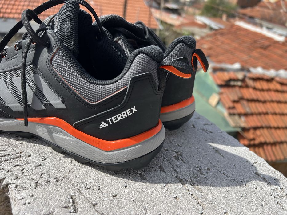 Adidas Terrex 42 2/3