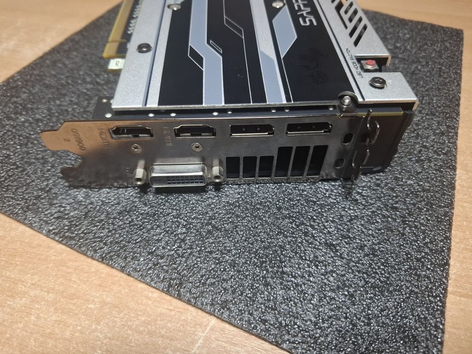 Продам видеокарту amd radeon rx480 8gb