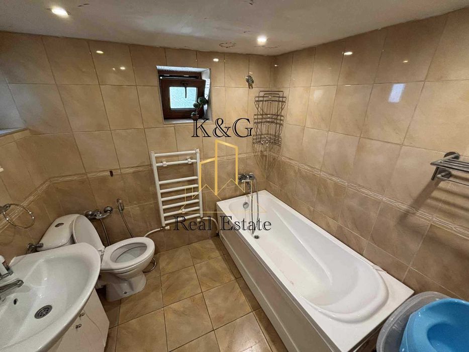 Продава се Къща в Разград, Варош - 86 кв.м за 1720 €/кв.м - Снимка #8