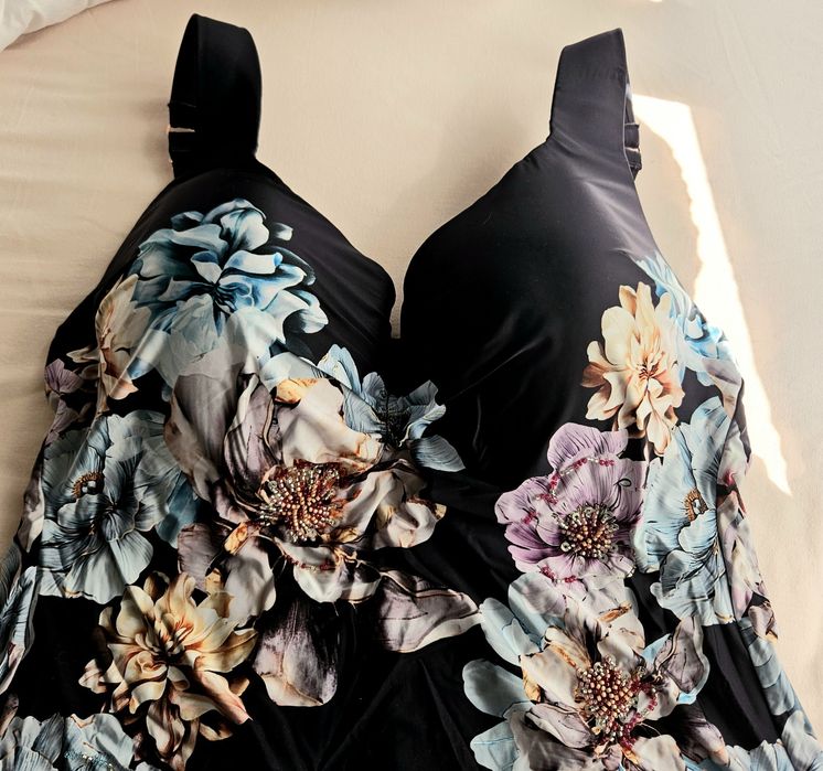 Дамски дизайнерски цял бански  Marc & Andre.р-р 50D /100D,Цена 70лв.