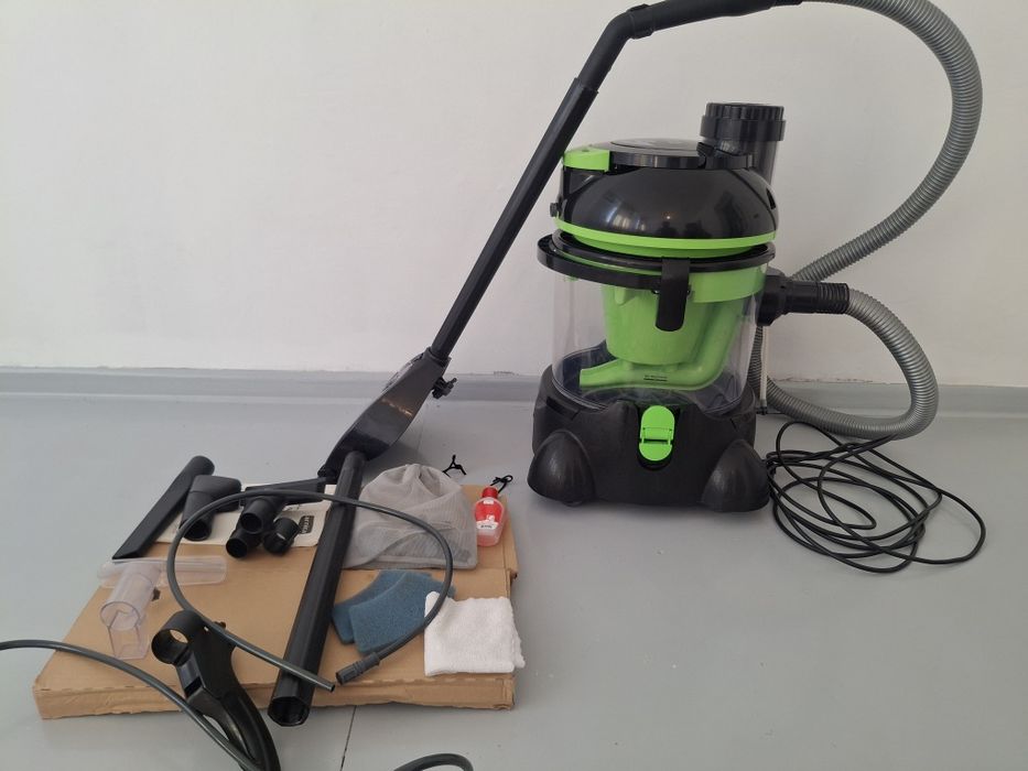 Пылесос ARNICA Hydra Rain