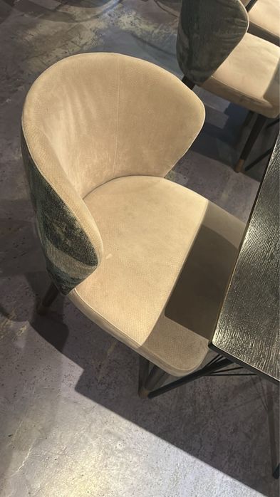 Продадим кресла,  б/у  18 штук,