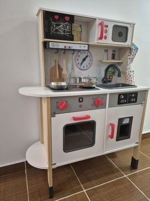 Bucatarie Lidl pentru copii, echipata, stare foarte buna