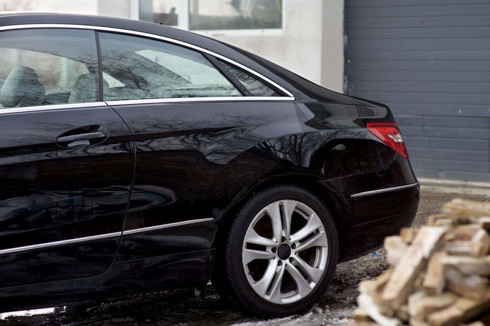 dezmembrez mercedes e w212 bara usa far stop capota haion jug sam