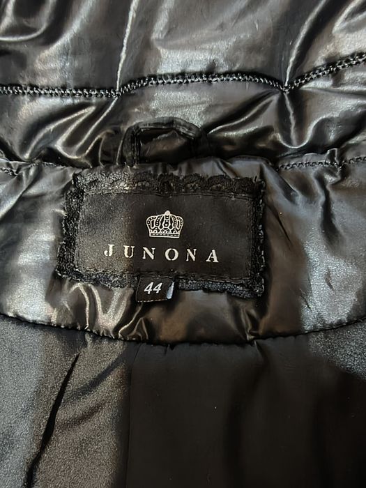 Продавам дамско яке Junona 44 размер