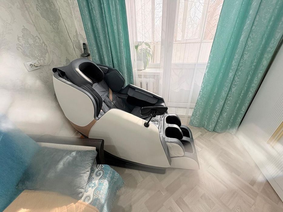 Массажное кресло