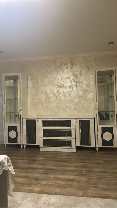 Комод  с зеркалом  (1,60*0,90)