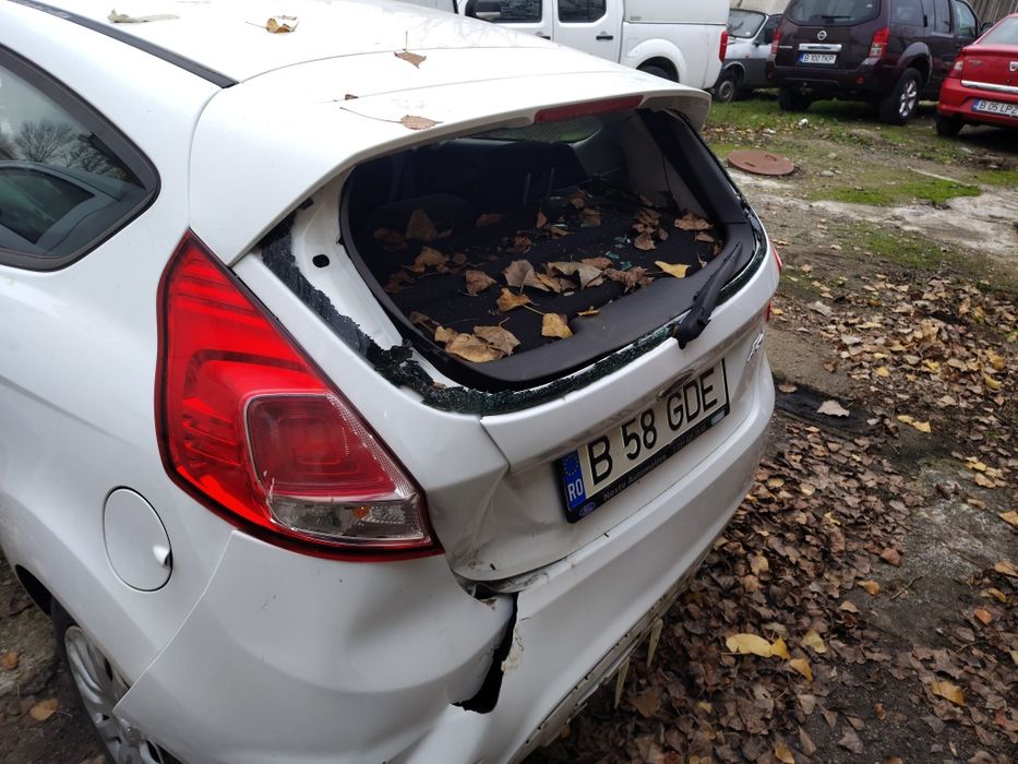 Ford fiesta 2014 avariat