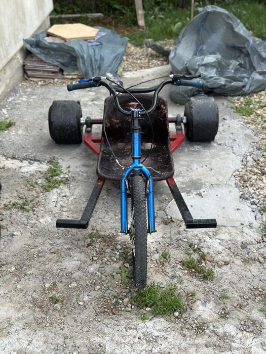 Триколка за Дрифт