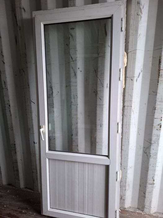 Б/у пластиковые окна