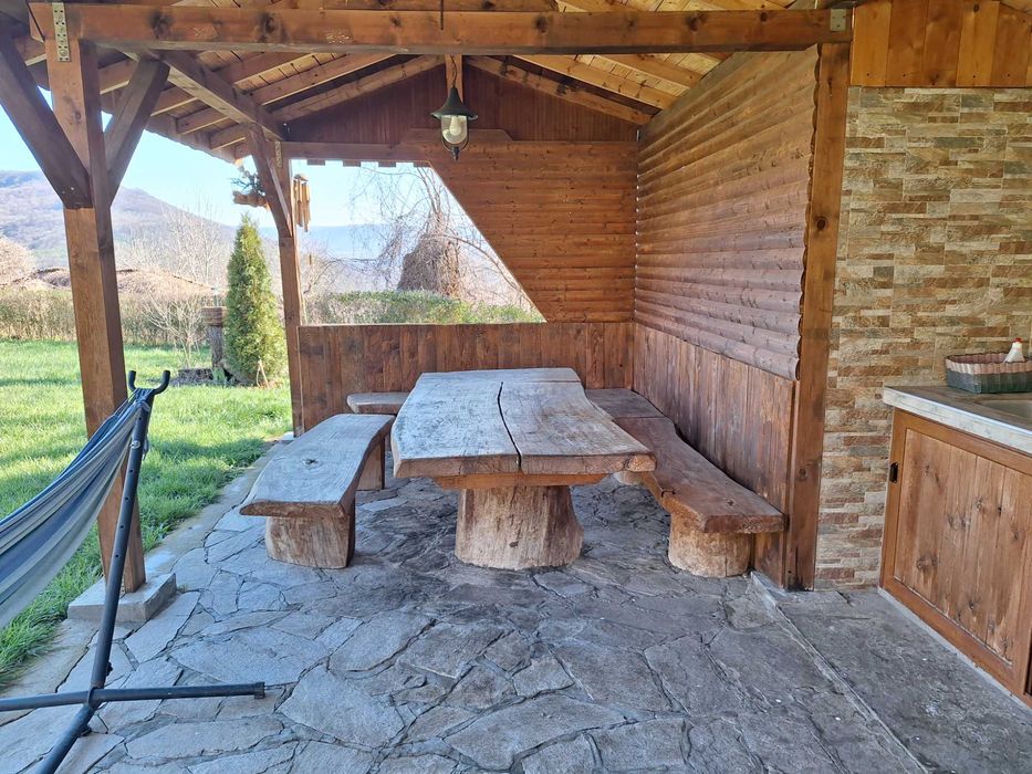 Продава се Къща в с. Черни връх, Област Шумен - 200 кв.м за 549 €/кв.м - Снимка #1