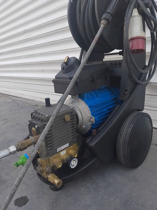 Водоструйка Lavor/InterPomp 220bar380v Керамика БуталнаПомпа