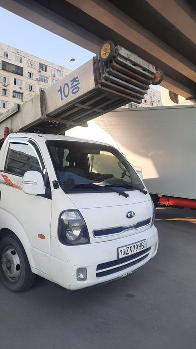 Kia Bongo: avtolift Yili:2016  8-etajgacha chiqa oladi   Holati:yaxshi