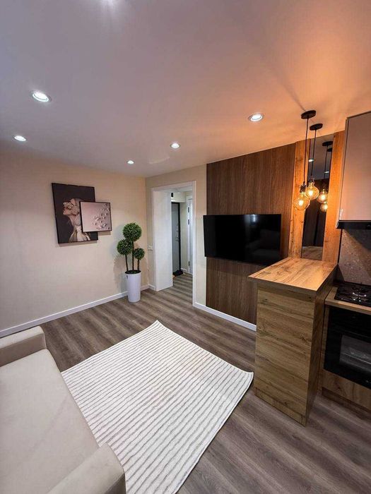 1в2 в центре, 25м², евро, метро Ойбек рядом`