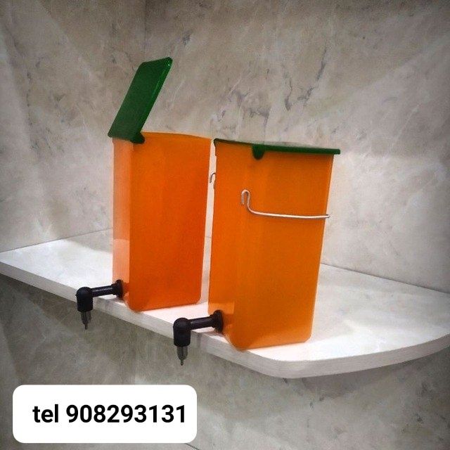 Quyonlar suv idishi poilka поилка