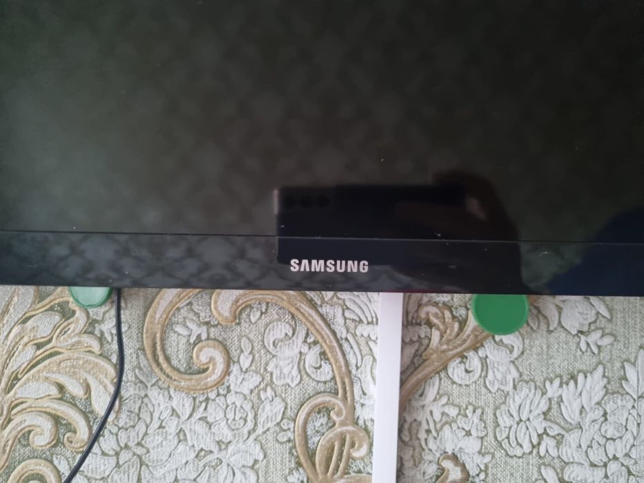 Продам телевизор самсунг