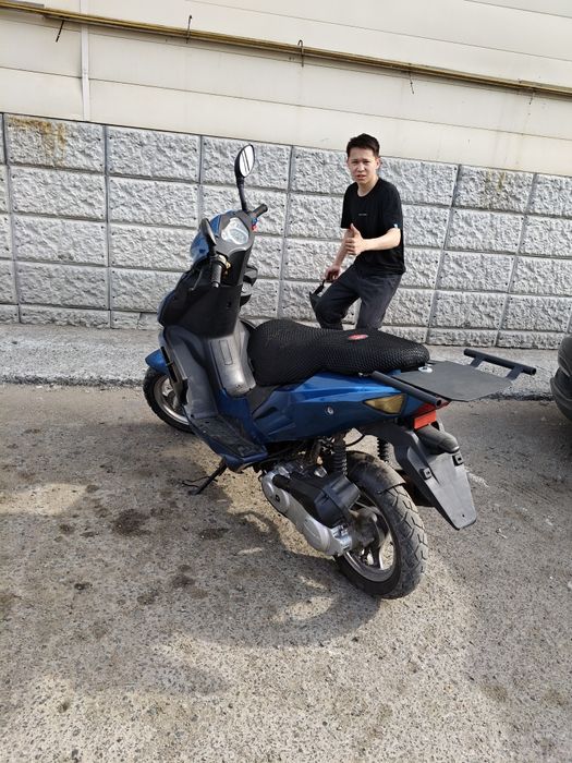 Продам скуте китайский на ходу
