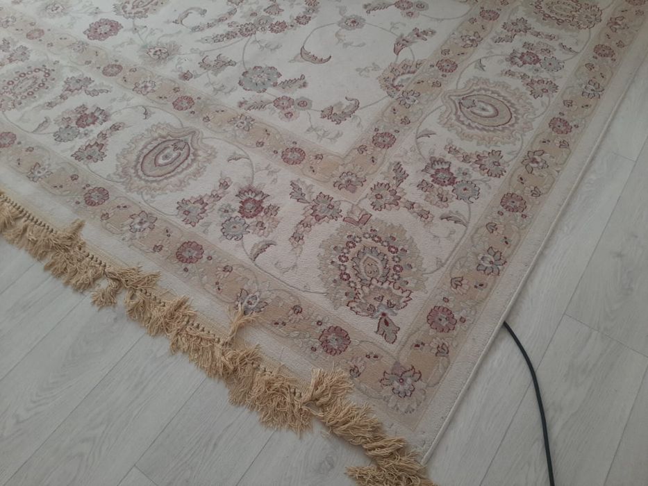 Кілем сатылады 6-3 размерлі