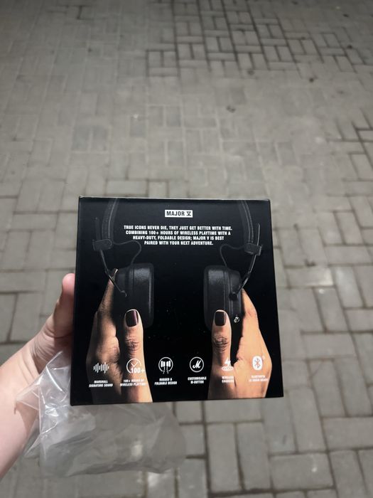 Продам наушники маршал мажор 5