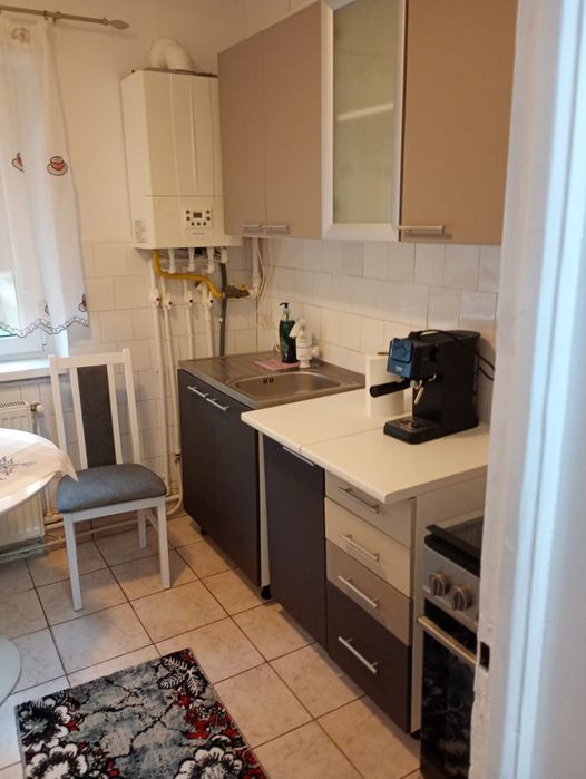Închiriez apartament 2 camere