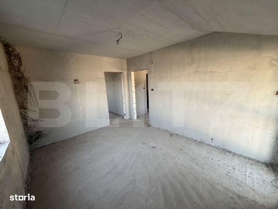 Casa P+1 semifinisata, 250 mp, garaj, teren generos, zona Partos