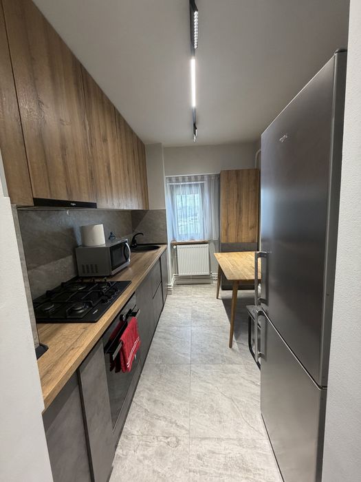 PF chirie Pacurari Peco Mall 2 camere