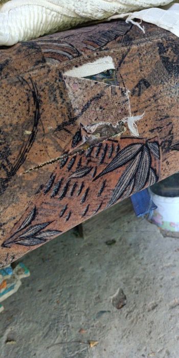 Отдам диван срочно