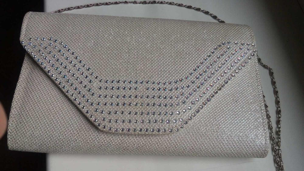 Качественные женскиесумки.