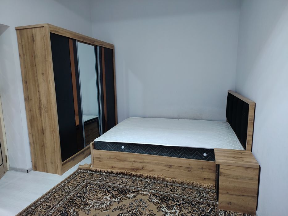 Спальный мебел сотилади